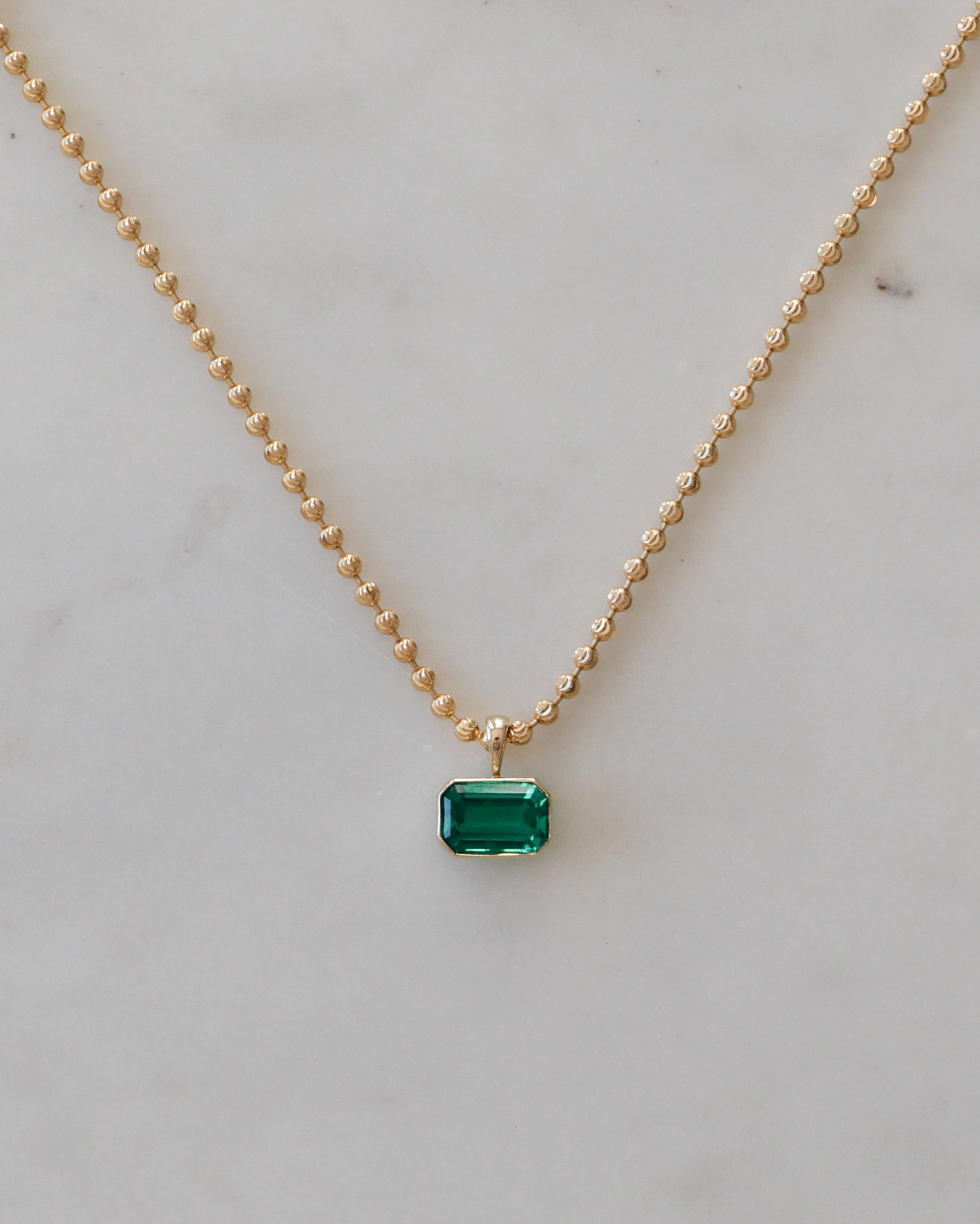 Bezel Pendant in Emerald