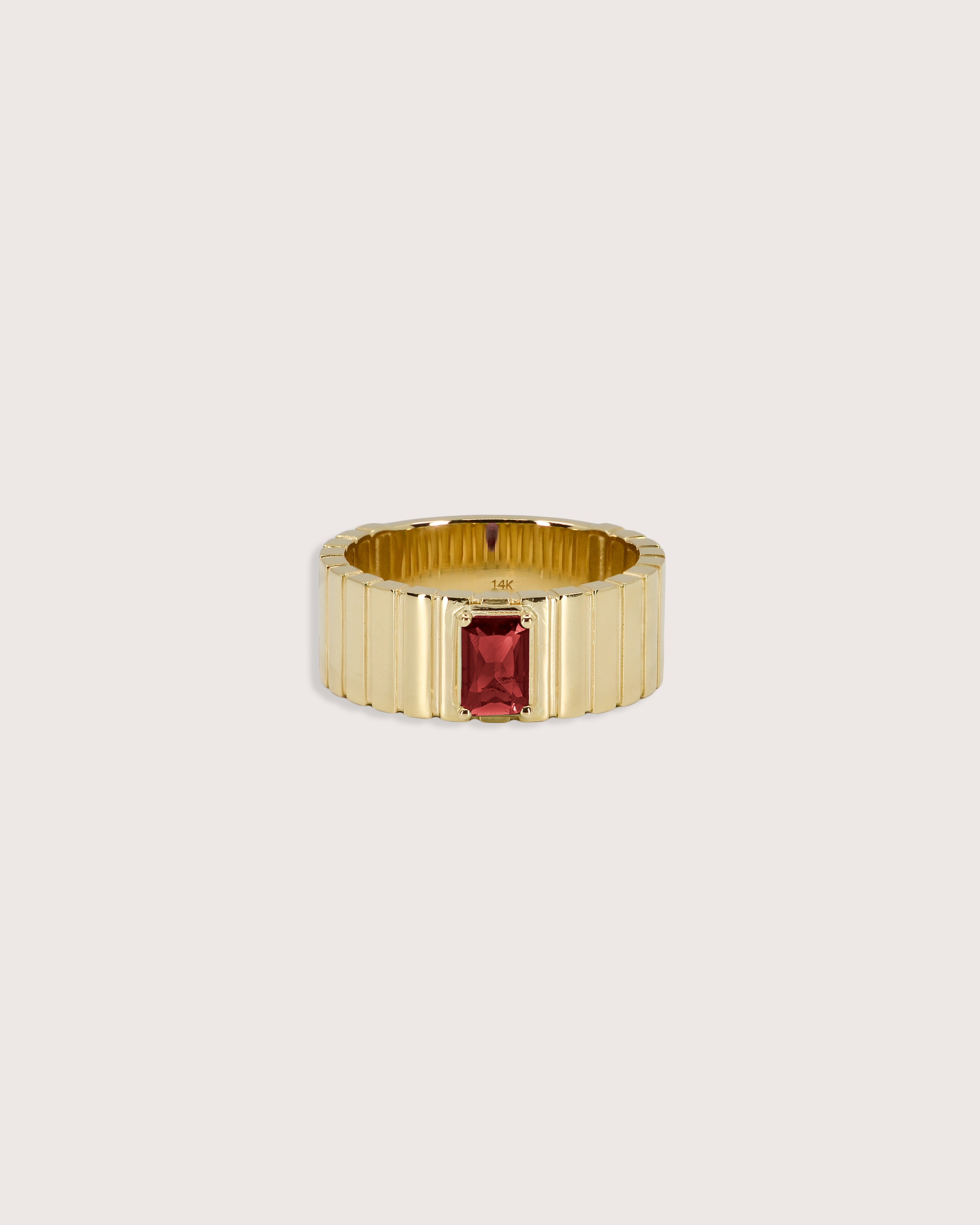 Eden Ribbed Garnet Ring