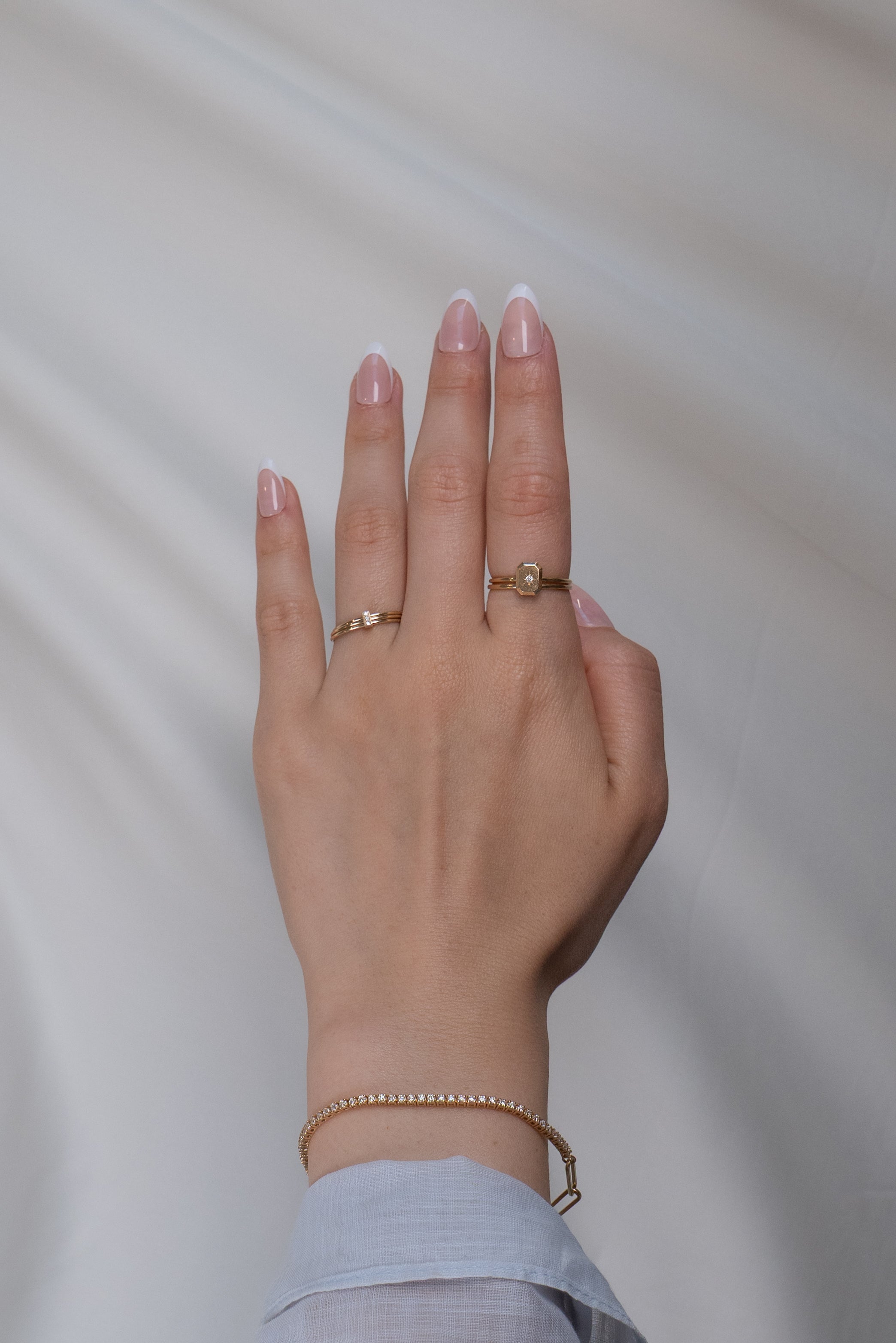 Astra Signet Ring
