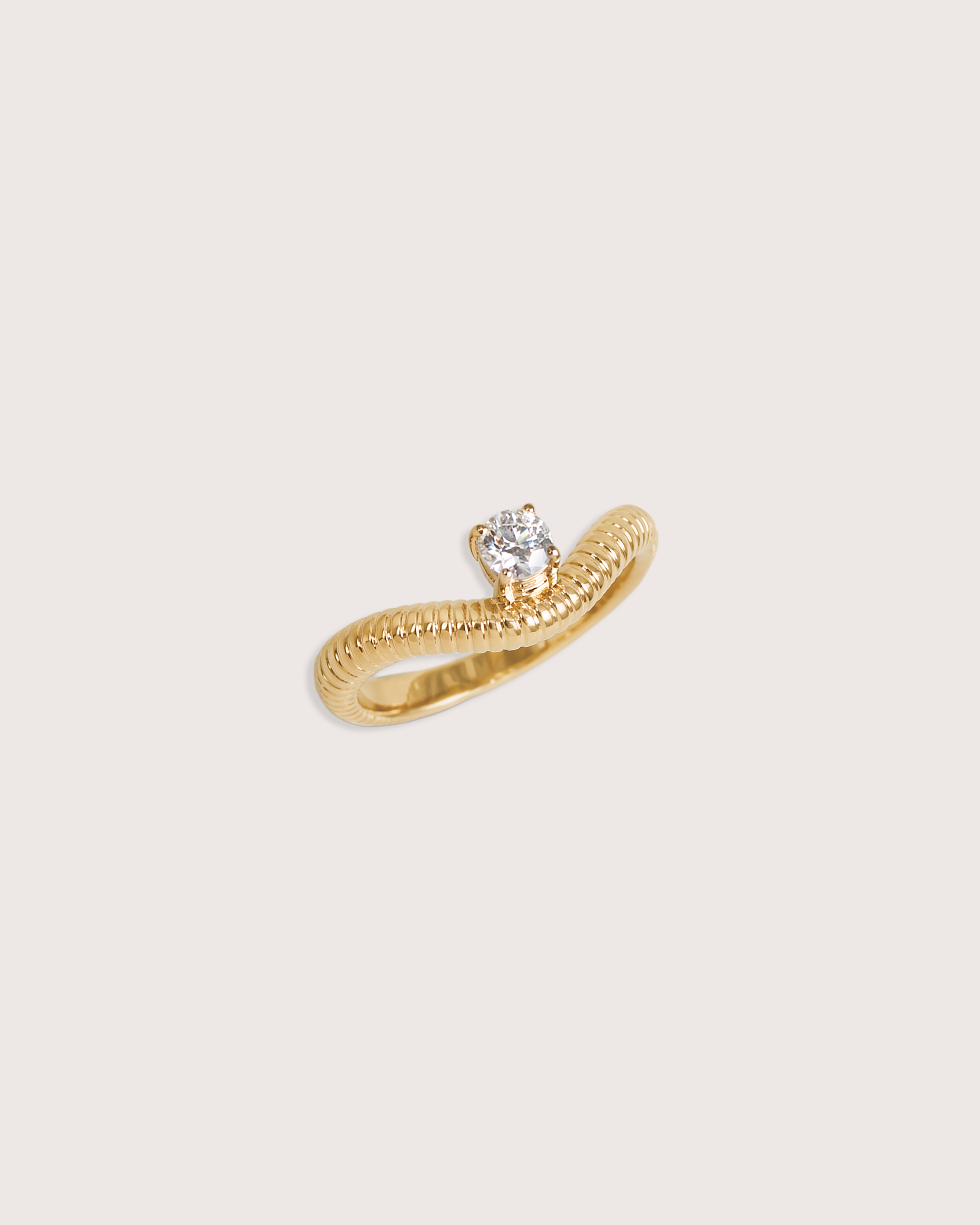Nora Curved Ring in Diamond