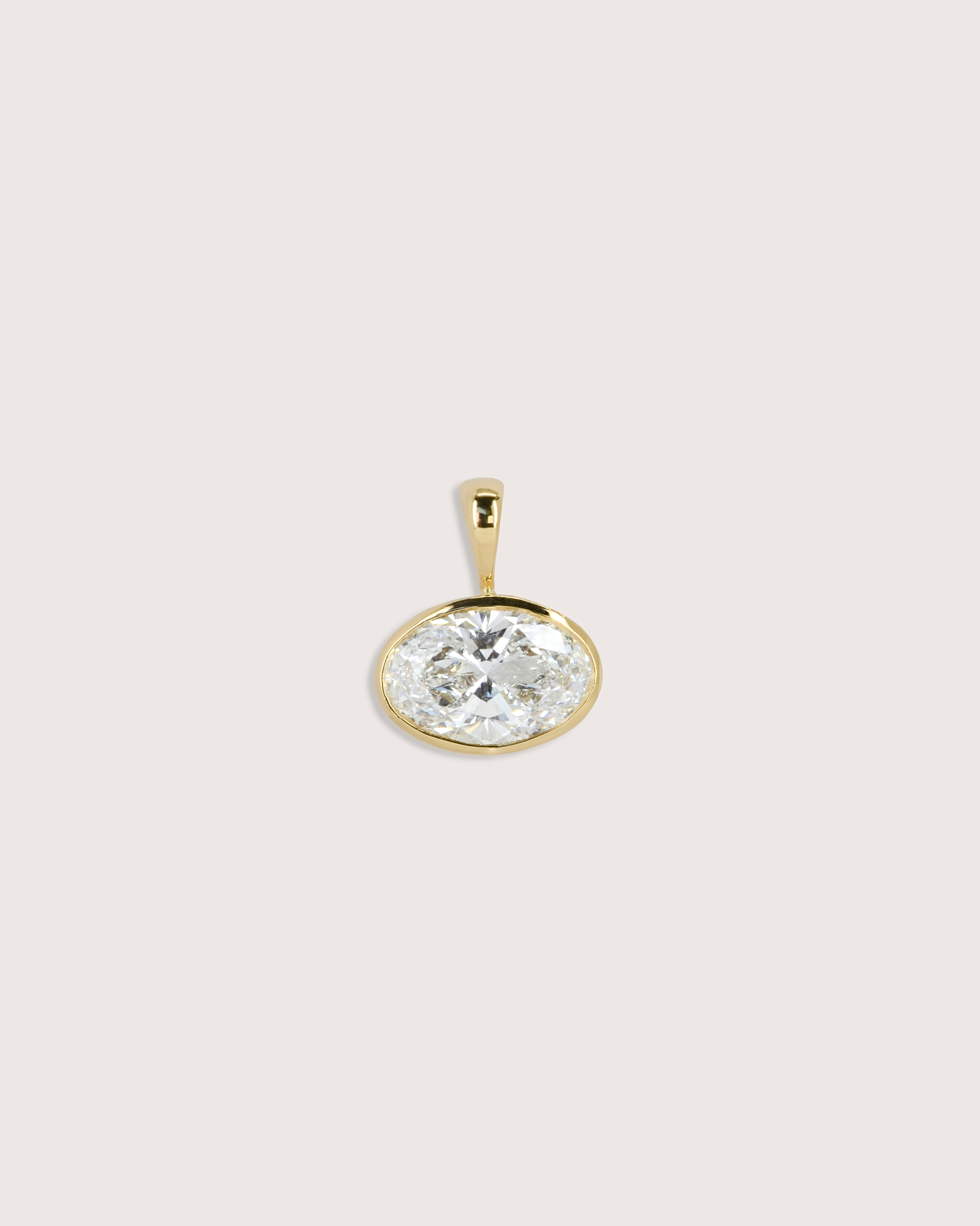 Bezel Pendant in Diamond