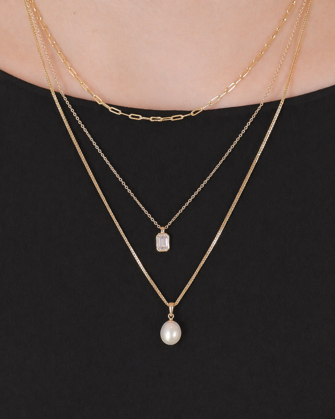 Noel Bezel Diamond Necklace