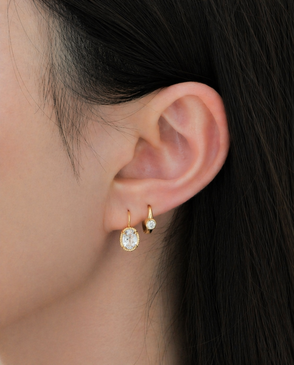 Nora Earrings in Diamond