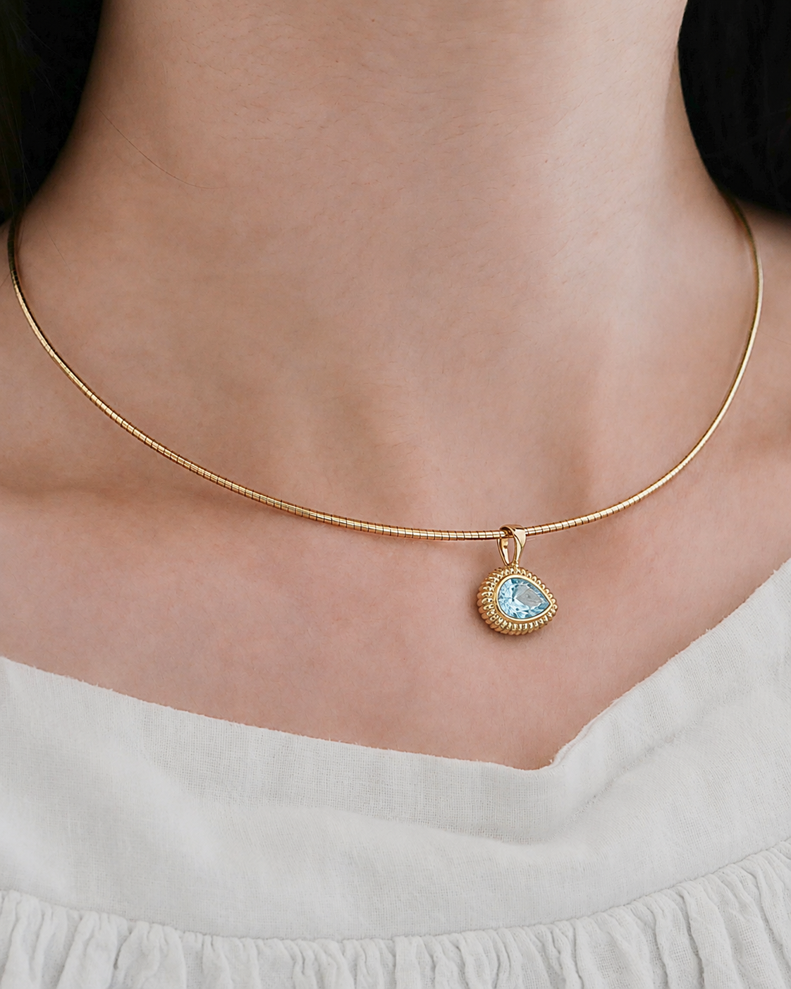 Nora Pendant in Aquamarine
